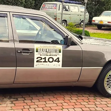 Quarto em Acomodações Particulares łódzki Dom Turystyczny Helenówek-fajne Z łazienkami *