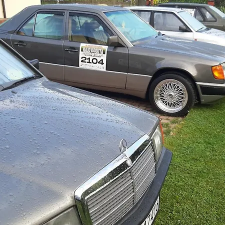 Kwatera prywatna ŁÓDZKI DOM TURYSTYCZNY ŁÓDŹ Helenówek-fajne pokoje z łazienkami *