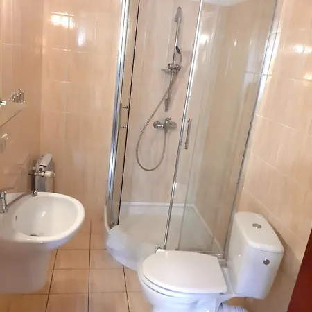 Lodzki Dom Turystyczny&Dla Firm-Lodz Helenowek-F-Vat Privatunterkunft *