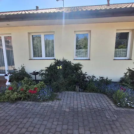 Goscinne Z Lazienkami 