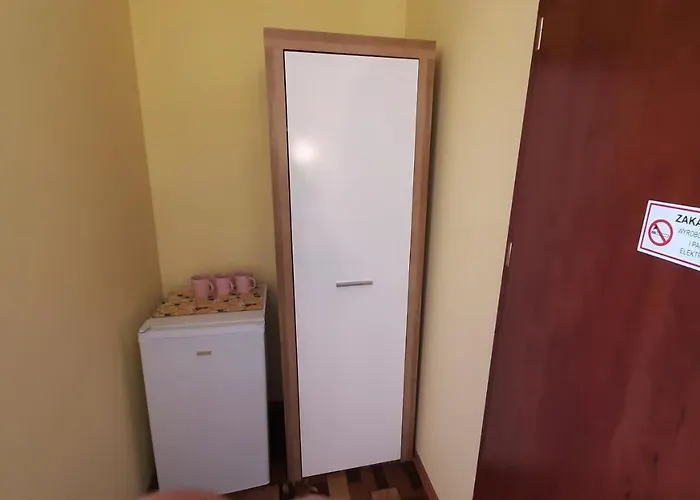 Łódzki Dom Noclegowy Helenówek ŁÓDŹ Casa de hóspedes Łódź