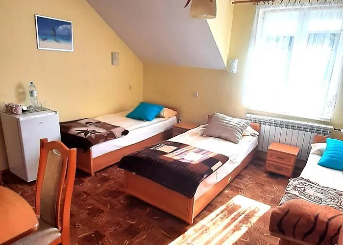 Vendégház Goscinne Helenowek- Fvat - Parking 3*